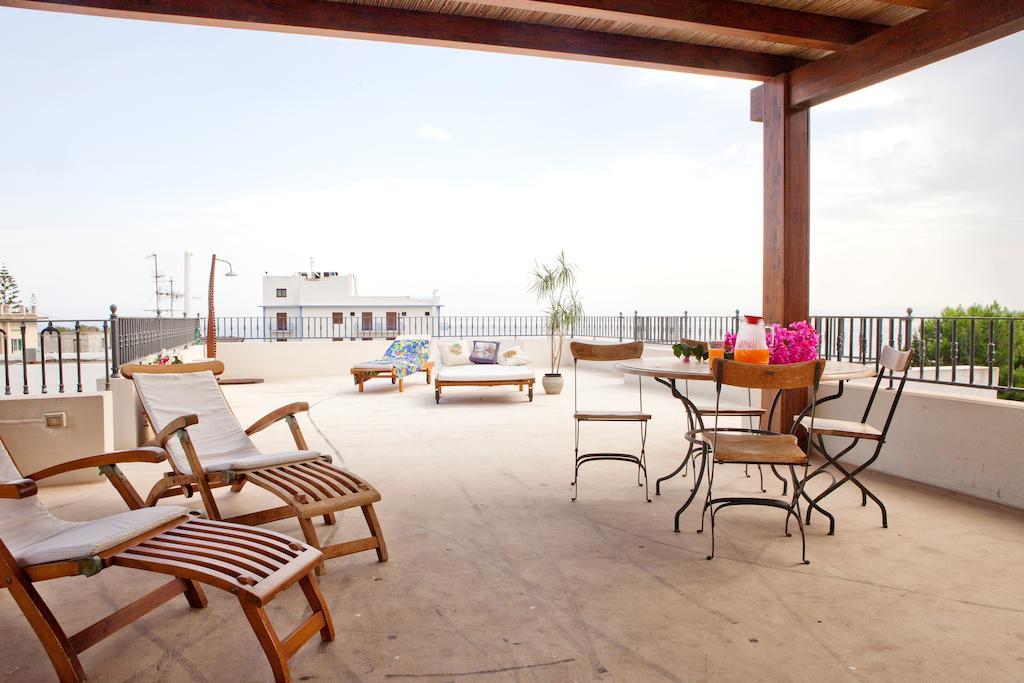 Residence Hotel Baia Portinenti Lipari  Eksteriør billede